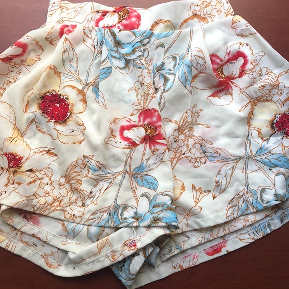 Matching Set (Also selling separately) - Picture 2 of 7